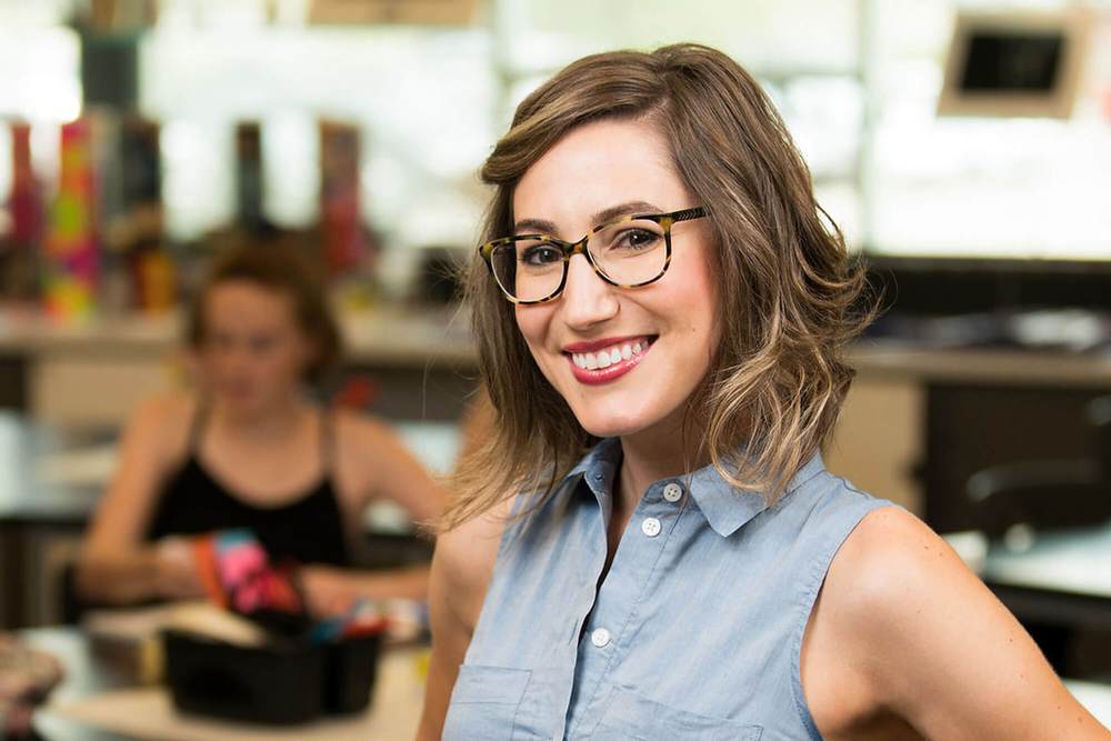 Art Education Alumna Returns to Calder for lecture on K-12 Art Education